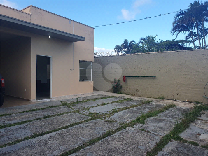 Foto REO1136887