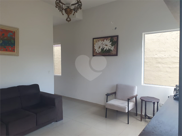 Foto REO1136887