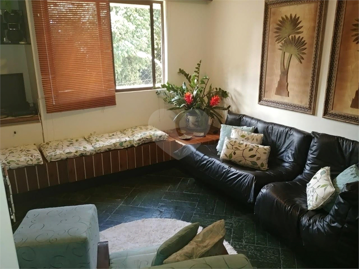 Foto REO1136931