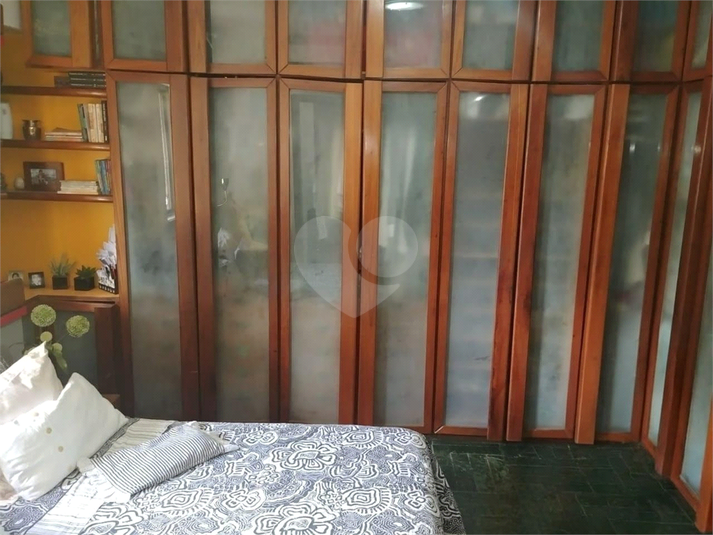 Foto REO1136931