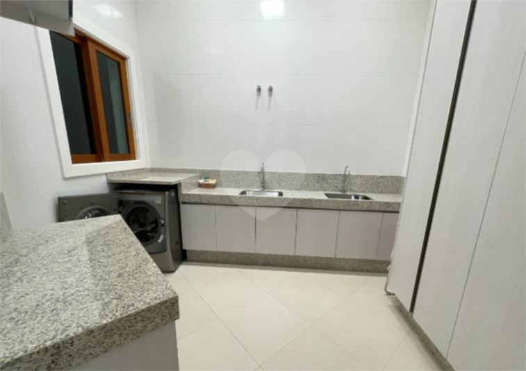 Foto REO1136945