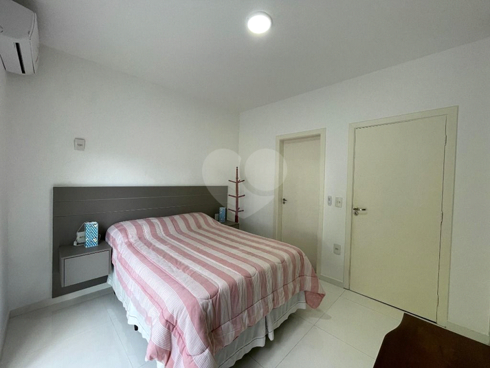 Foto REO1136956