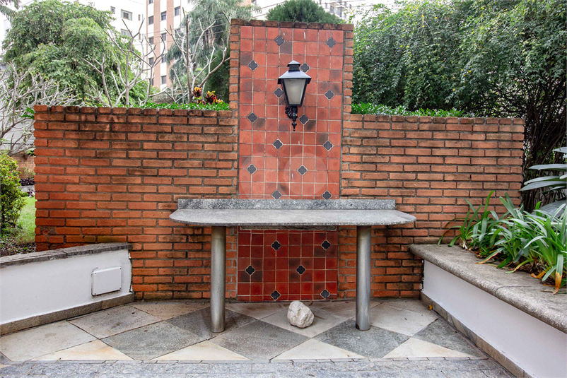 Foto REO113705