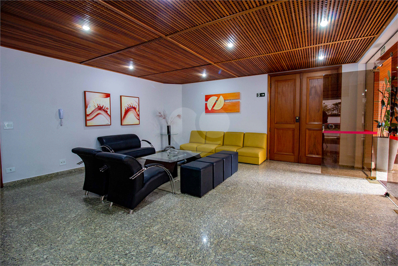 Foto REO113705