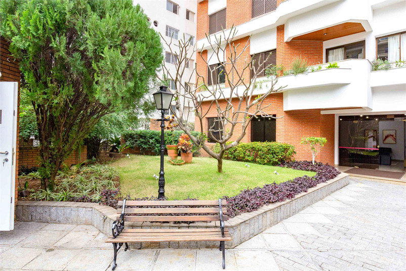Foto REO113705