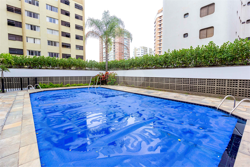 Foto REO113705
