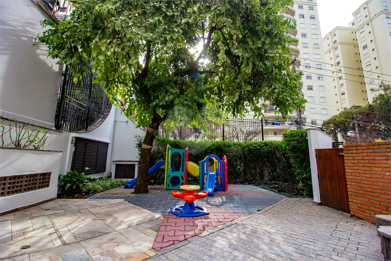 Foto REO113705