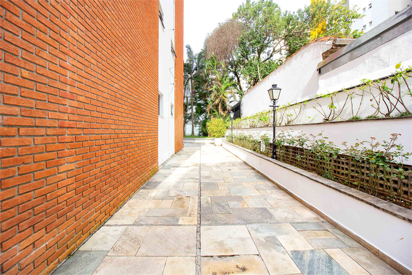 Foto REO113705