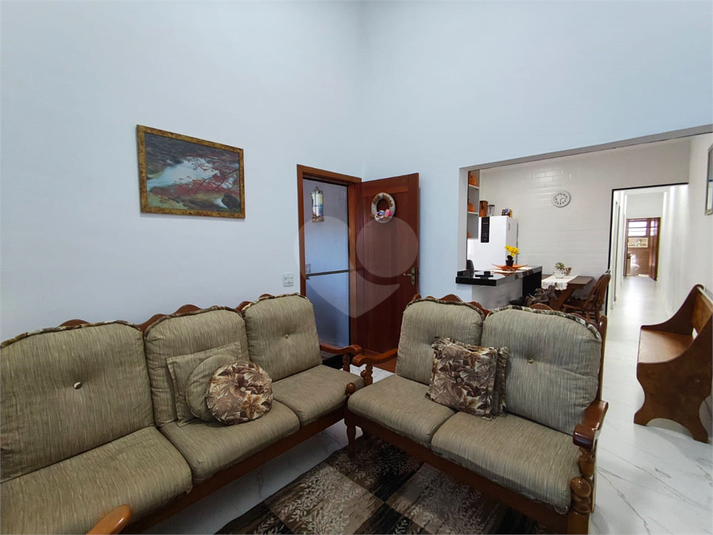 Foto REO1137073