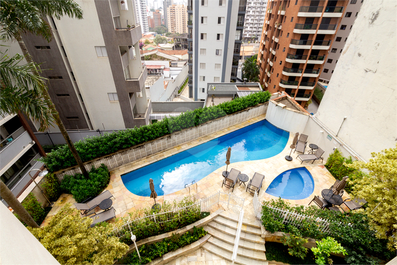 Foto REO1137096
