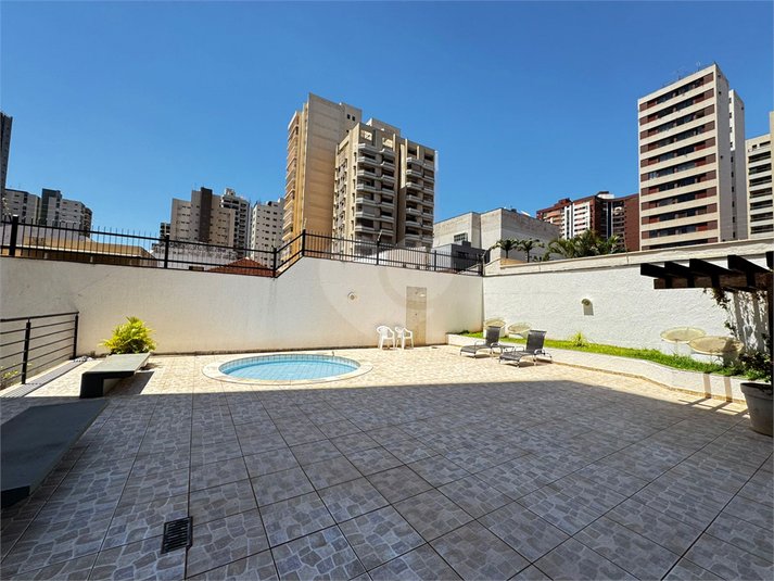 Foto REO1137106