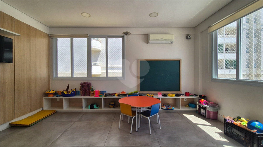 Foto REO1137159