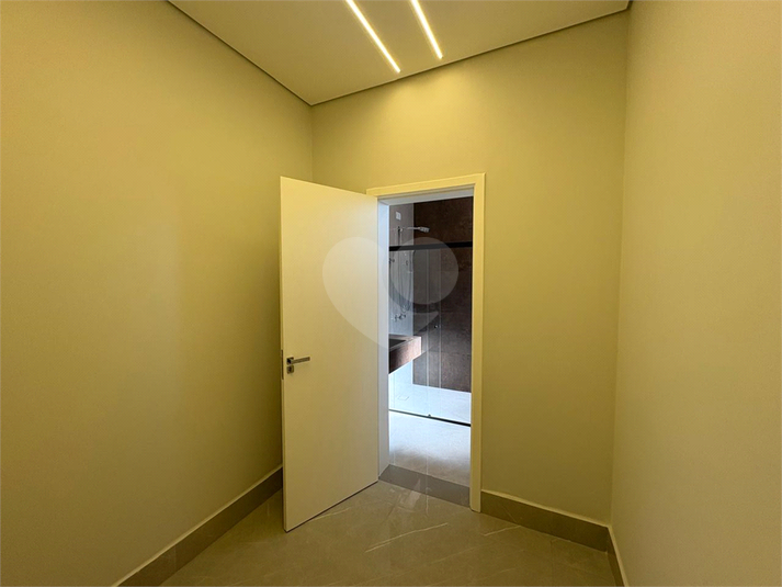 Foto REO1137165