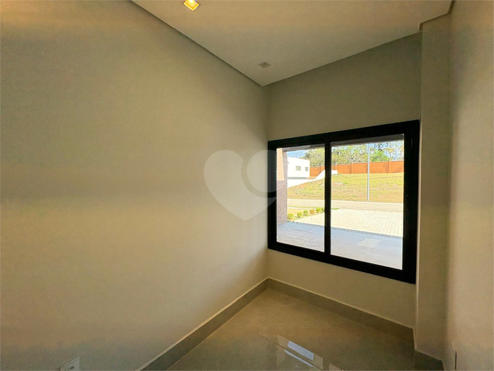 Foto REO1137165