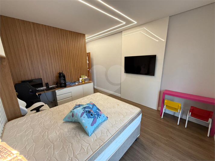 Foto REO1137188