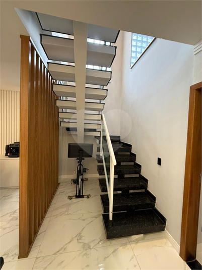 Foto REO1137188