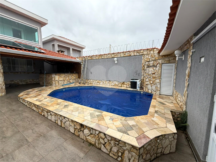 Foto REO1137188