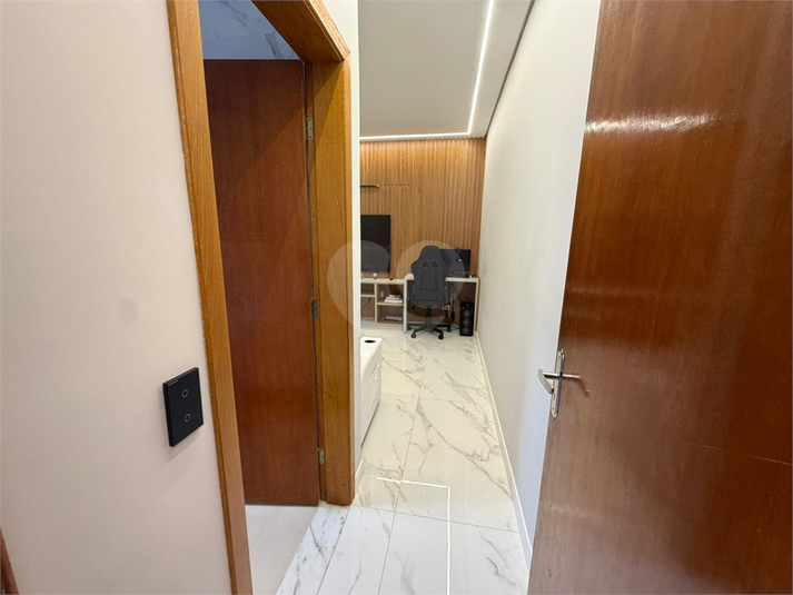 Foto REO1137188