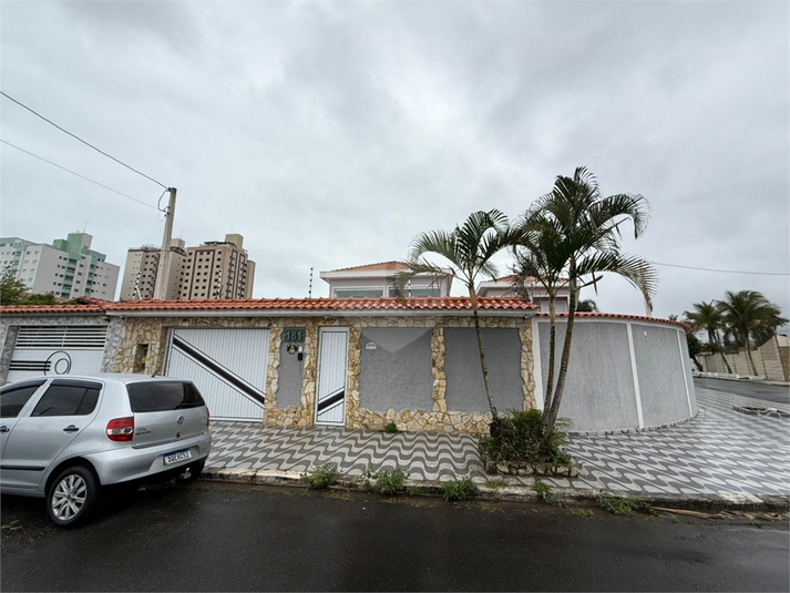 Foto REO1137188