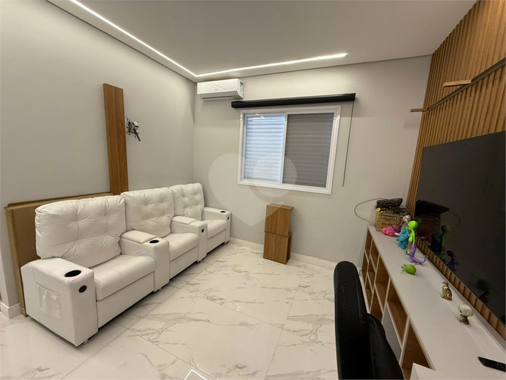 Foto REO1137188