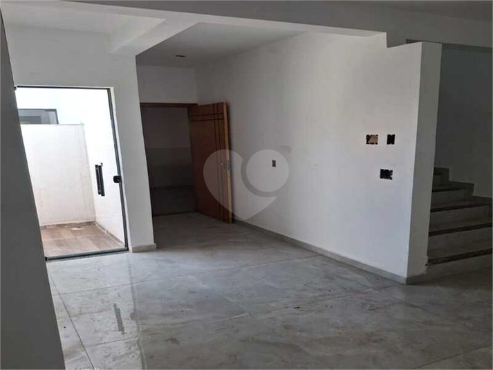 Foto REO1137189