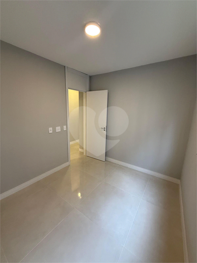 Foto REO1137207