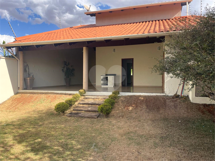 Foto REO1137219