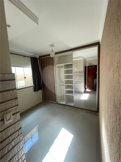 Foto REO1137219