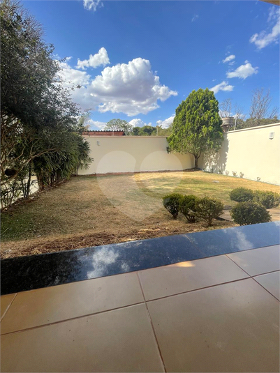 Foto REO1137219