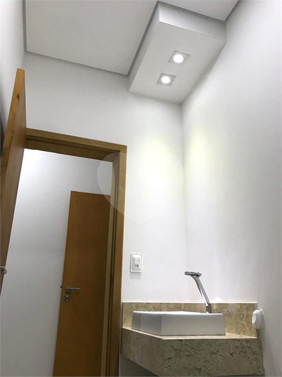 Foto REO1137430