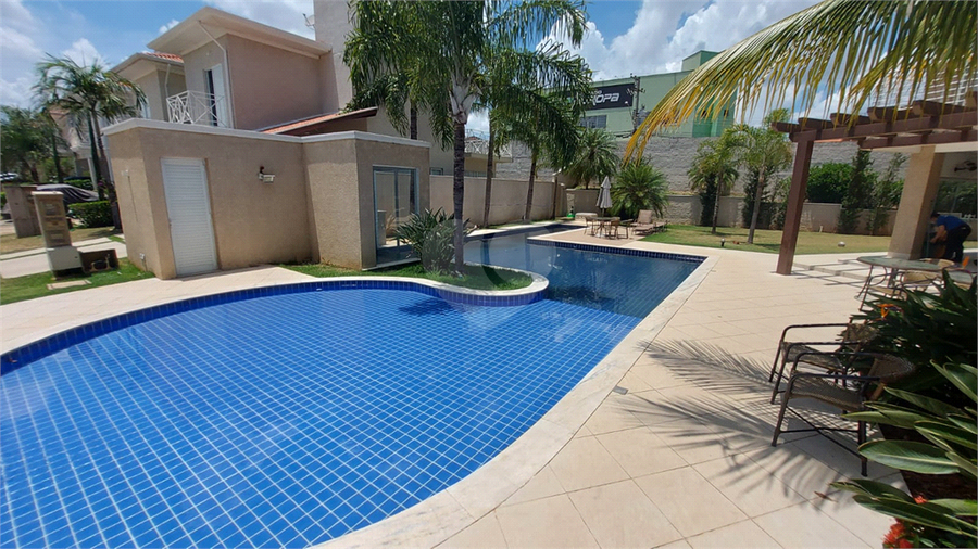 Foto REO1137459
