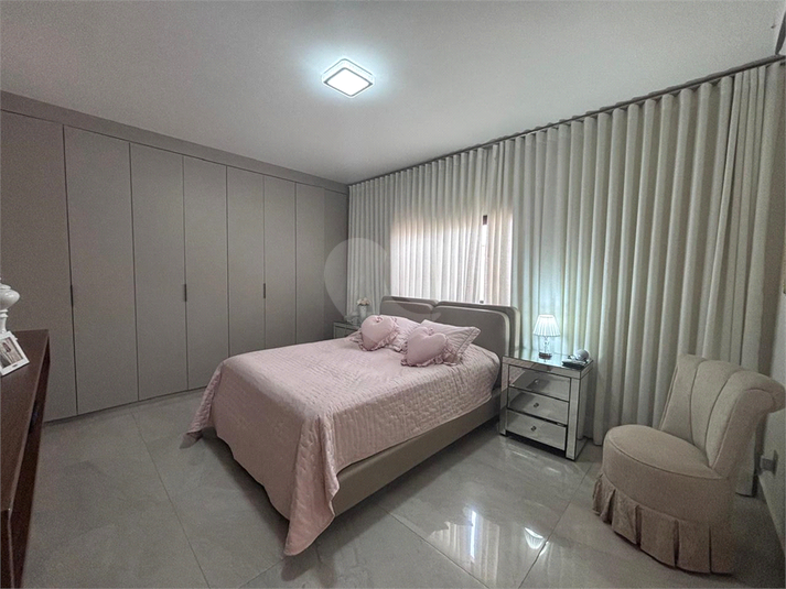 Foto REO1137476