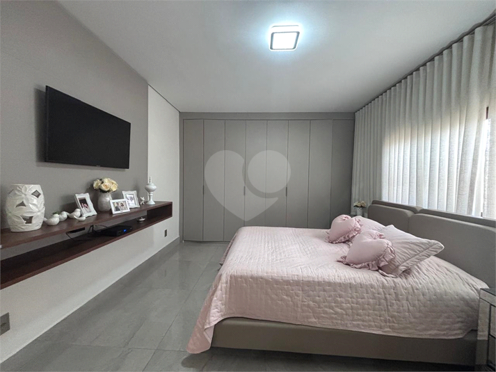 Foto REO1137476