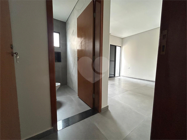 Foto REO1137486