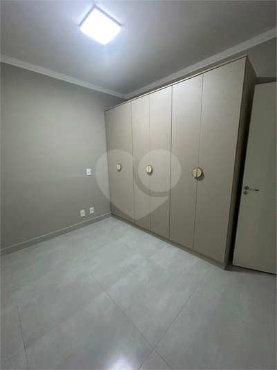 Foto REO1137506