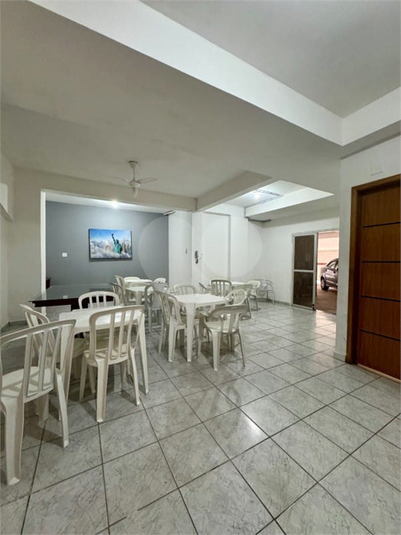 Foto REO1137571