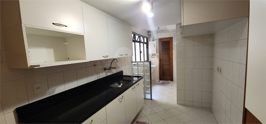 Foto REO1138459