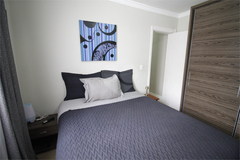 dormitório 2 (casa dos fundos)