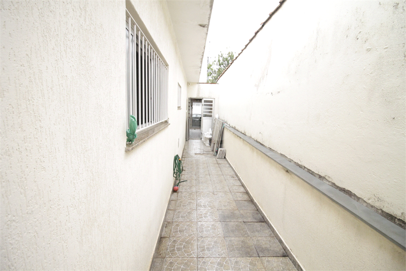 corredor externo  acesso a casa dos fundos