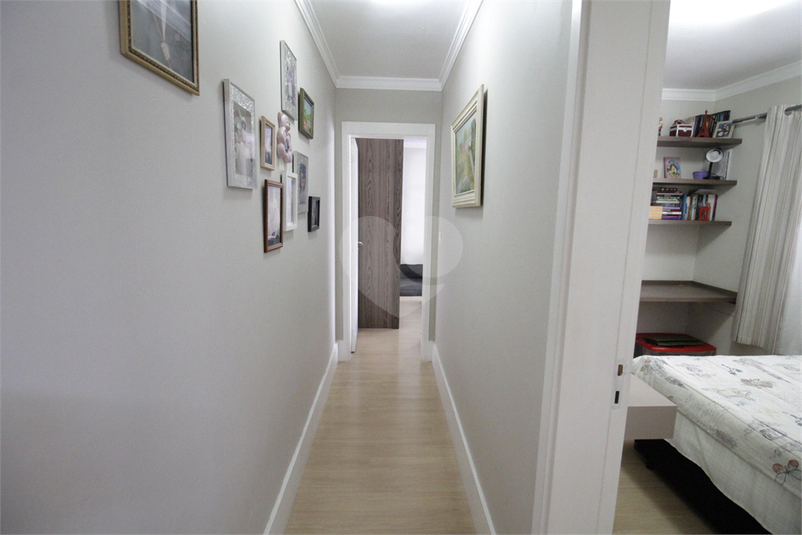 corredor interno para os dormitórios (casa dos fundos)