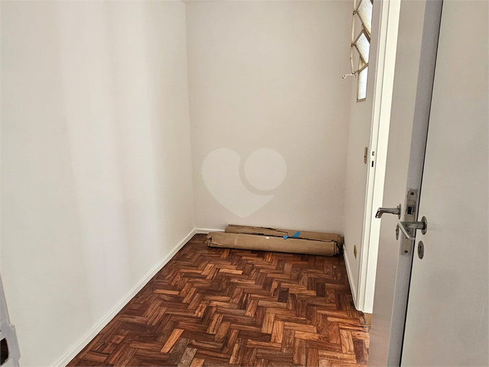 Foto REO1142249
