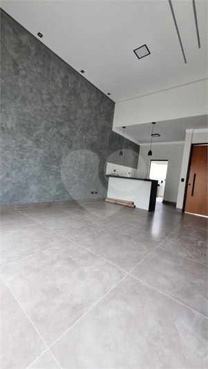 Foto REO1143306