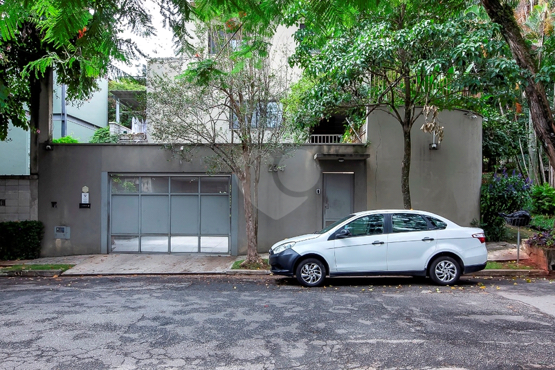 Foto REO1143527