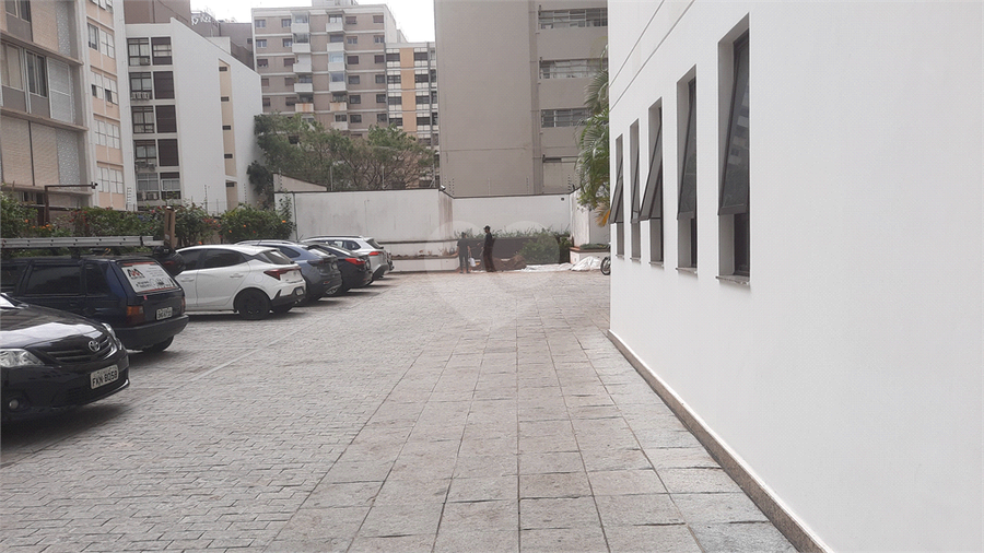 Estacionamento para visitantes