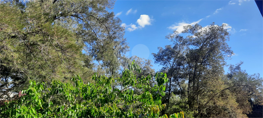 Vista alta pela fachada 2