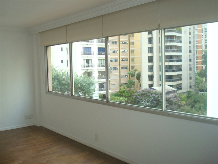 Foto REO114476