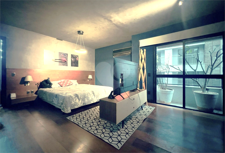 Foto REO114480
