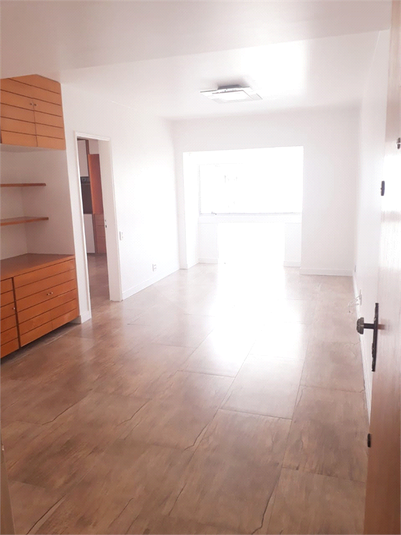 Foto REO114516
