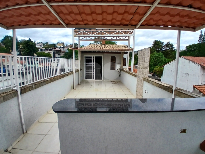 quintal  vista diurna (piso 3)