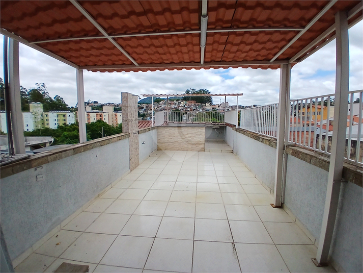 quintal  vista diurna (piso 3)